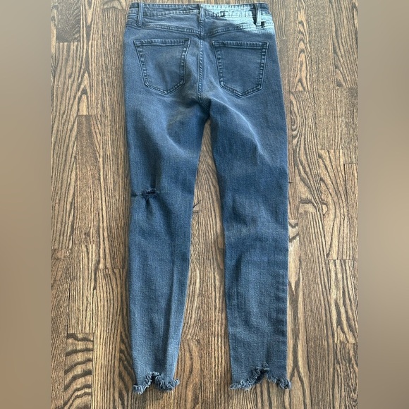 Wild Fable Black Distressed Skinny Jeans Women’s Size 6 - Picture 5 of 6